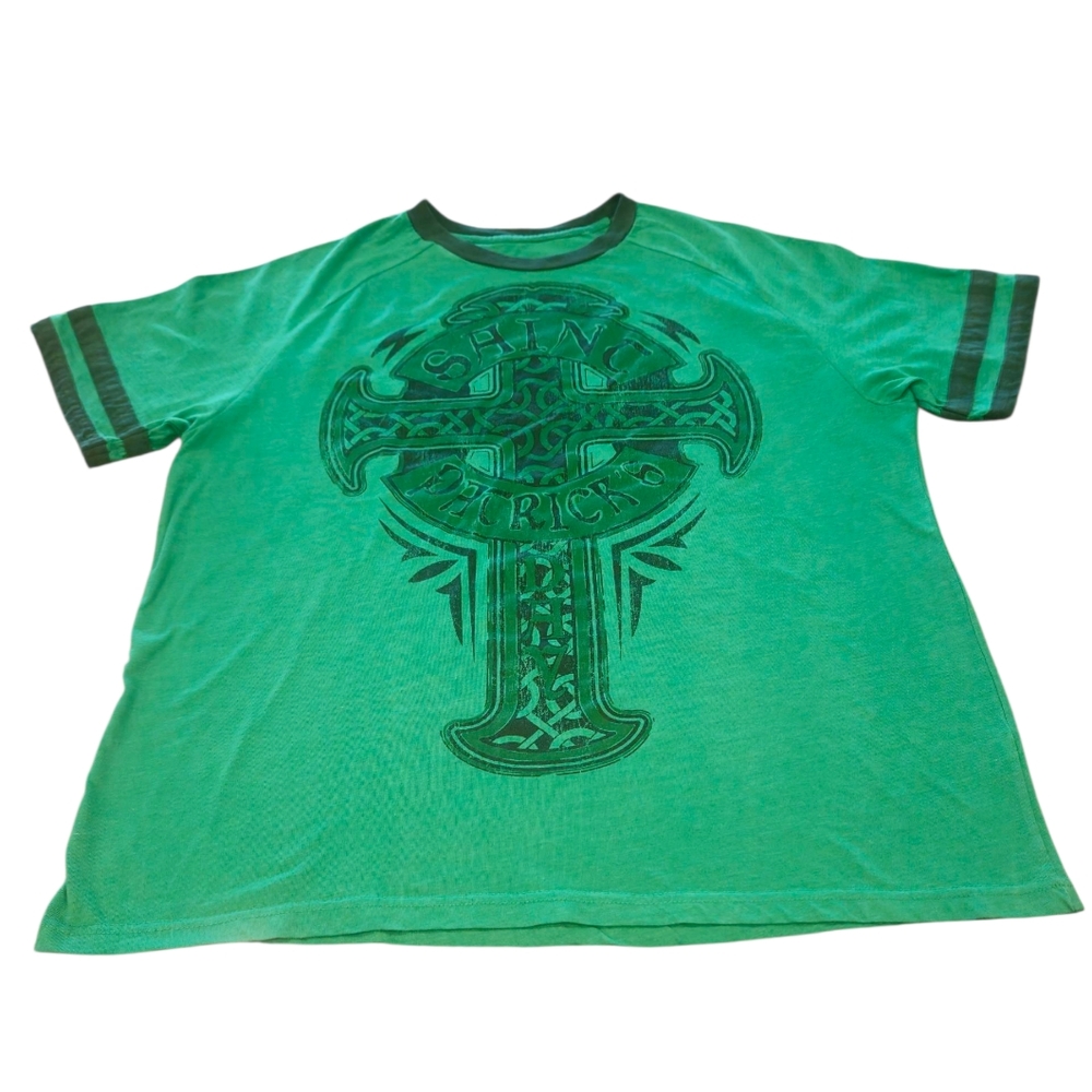 Lucky Brand Light and Dark Green Tee Size XL